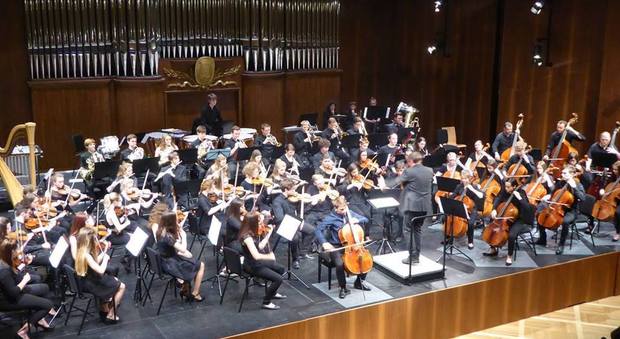 Al civico concerto di primavera con l'orchestra giovanile Alpe Adria