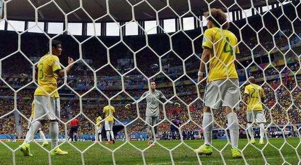 Brasile umiliato 3-0, l'Olanda è terza
