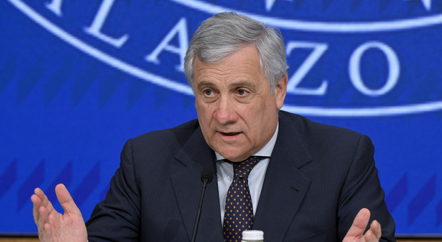 Forza Italia, Tajani: «Marta Fascina? Non serve ritagliarle spazi formali. Berlusconi resterà sempre il nostro leader»