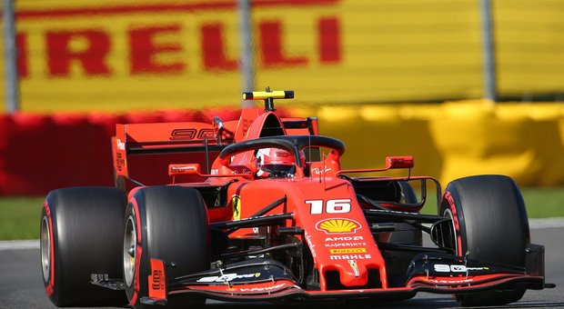 Splendida doppietta Ferrari: pole position per Leclerc, secondo Vettel