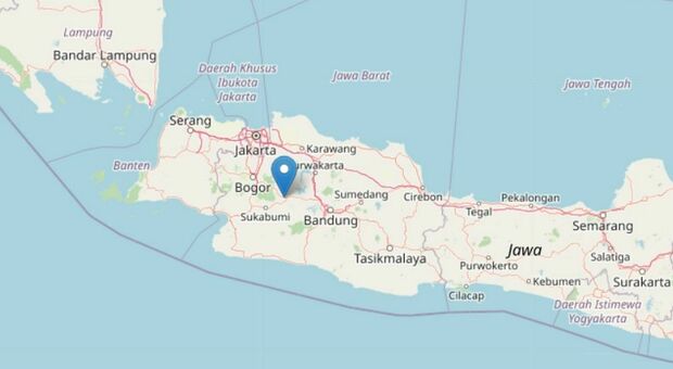 Terremoto in Indonesia, scossa magnitudo 5.6: almeno 44 morti, 300 feriti e numerosi dispesi