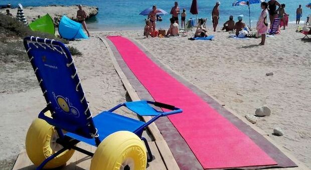 Disabili, ok alla proposta di legge per aumentare i servizi sulle spiagge