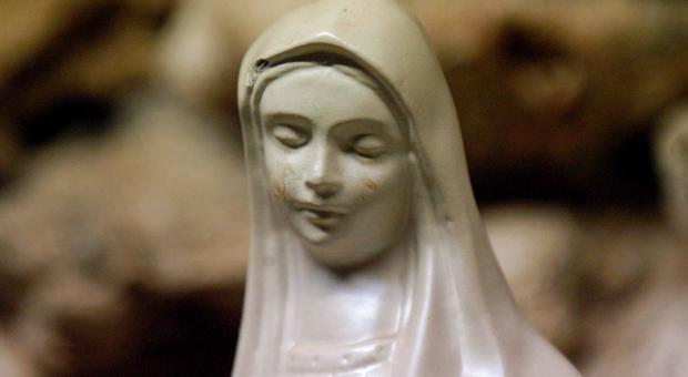 Lacrime sulla Madonnina di Civitavecchia, dopo la rivelazione a “Porta a porta” la famiglia Gregori annuncia denunce