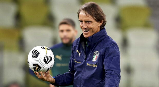 Mancini: «La strada è giusta, peccato non aver giocato subito l'Europeo»