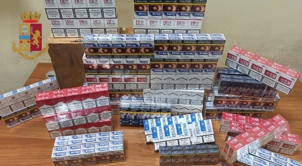 Contrabbando di sigarette, 43enne fermato a Secondigliano con 370 pacchetti in casa