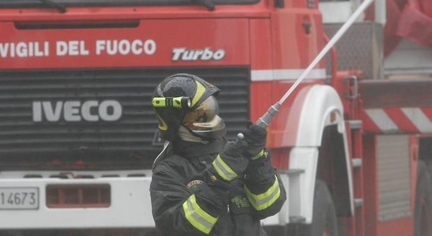 Danno fuoco all'azienda per ottenere i soldi dell'assicurazione, a Treviso smascherata frode da 2 milioni di euro