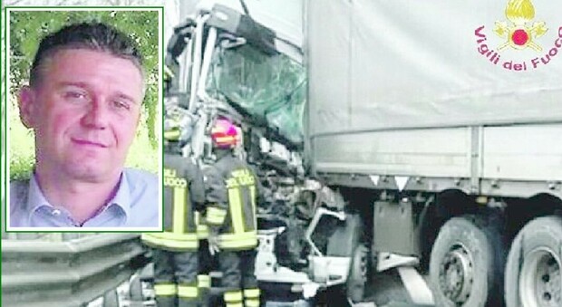 Terribile schianto in autostrada a Bologna, il camionista Marcello Falconi muore