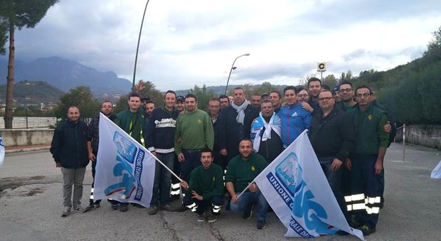Avellino, lavoratori SVA Capaldo in piazza per il contratto nazionale