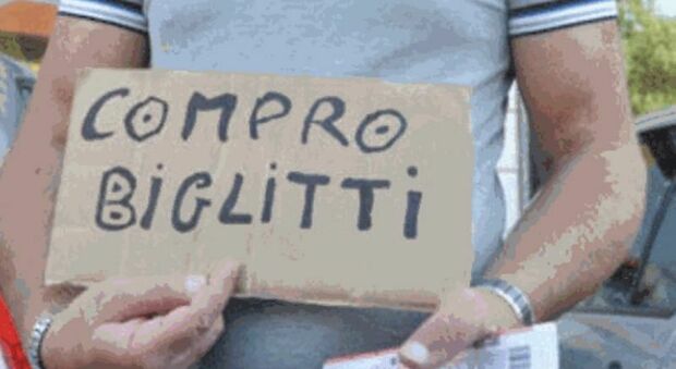 Bagarini, la truffa di una banda di napoletani: «Svuotavano i conti online per viaggi e Rolex». Indagine partita da un biglietto per Roma-Juve