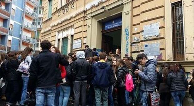 Boom di iscrizioni al liceo tra gli studenti italiani