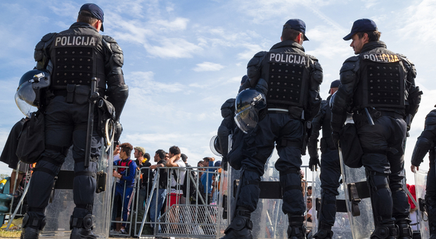 Poliziotti e carabinieri arrestati in Croazia per furto e rilasciati dopo 24 ore