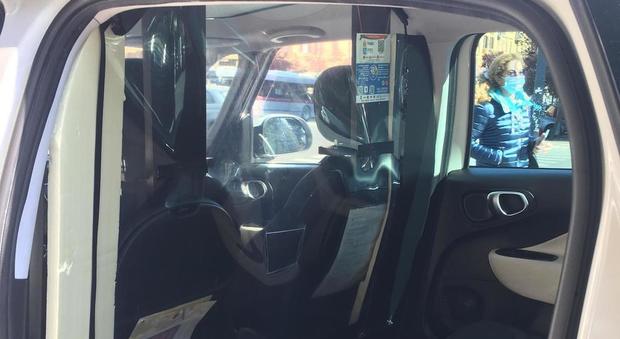 Taxi, solo uno su tre dotato di barriere anti Covid per clienti: «In caso di incidenti non sono affidabili»