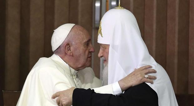 Siria, giallo sulla dichiarazione comune tra il Papa e il Patriarca Kirill: la firma di Bergoglio non c'è