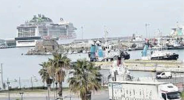 Roma, la truffa dello yacht veloce per la Sardegna: ex assessore condannato