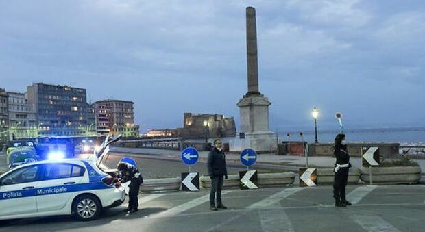 Movida a Napoli, raffica di sanzioni dalla Polizia Municipale