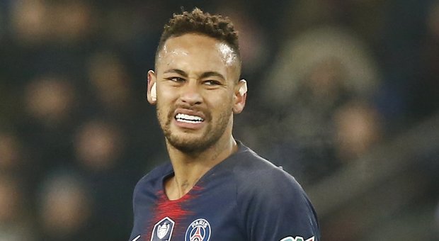 Psg, Neymar fuori per 10 settimane: salterà gli ottavi di Champions