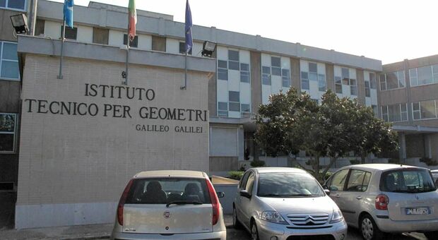 Ladri a scuola: colpo messo a segno all'istituto Galileo Galilei di Lecce