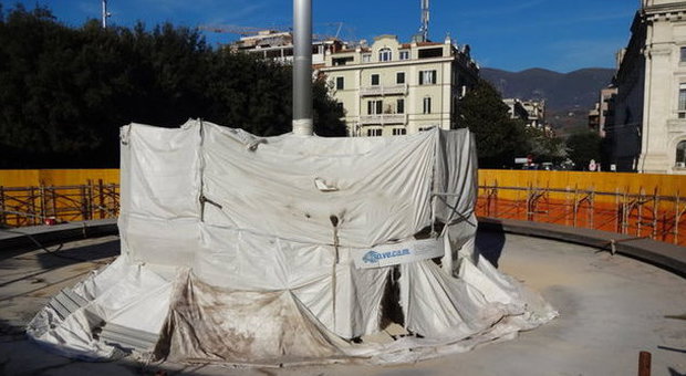 Al via i lavori per piazza Tacito, ma solo a metà Mosaici, cresce il partito della demolizione