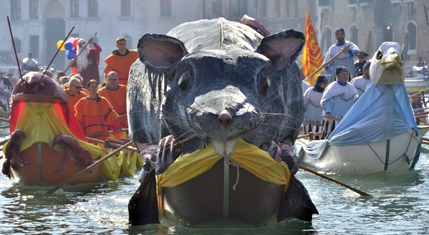 Domani lo "svolo della pantegana", tradizionale inizio del Carnevale popolare di Venezia