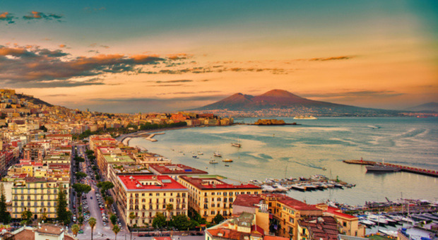 Un panorama di Napoli