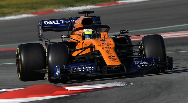 Montmelò, la McLaren di Norris la più veloce. Quarta la Ferrari di Vettel
