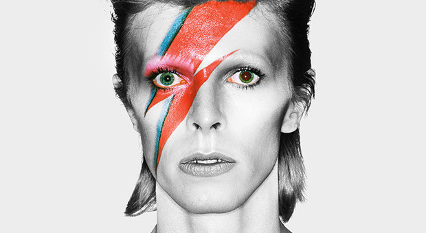 Londra, apre il bar interamente dedicato a Davi Bowie: bibite e location a tema