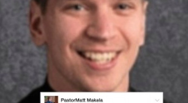 Il reverendo sposato con 5 figli che scriveva post omofobi su Facebook. Ma alla fine...