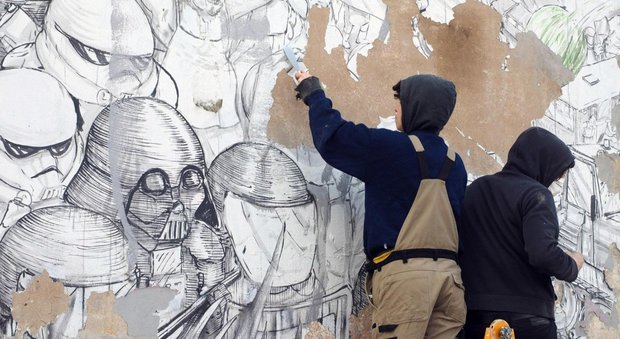 Bologna come Berlino, Blu cancella i suoi murales: contro chi porta la street art in un museo