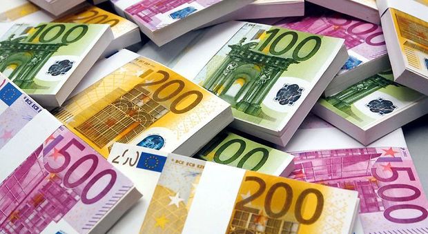 Bracciano, trovano una carta di credito smarrita e spendono migliaia di euro: denunciati