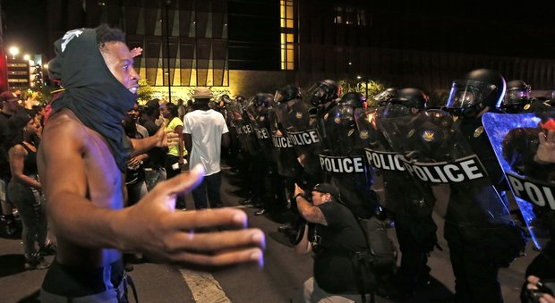 Strage di Dallas, da Atlanta a Phoenix, le proteste dilagano