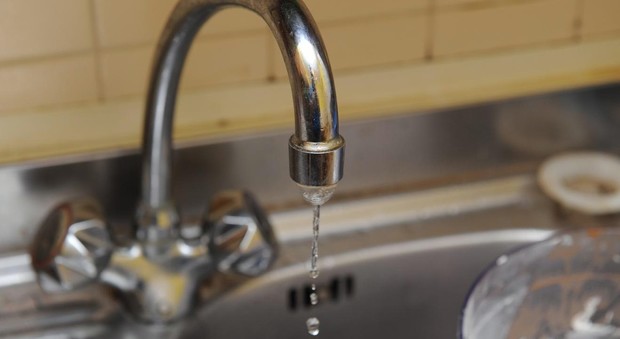Rieti, crisi idrica sempre più grave: a Magliano Sabina il sindaco chiude i rubinetti dell'acqua dalle 22 alle 5