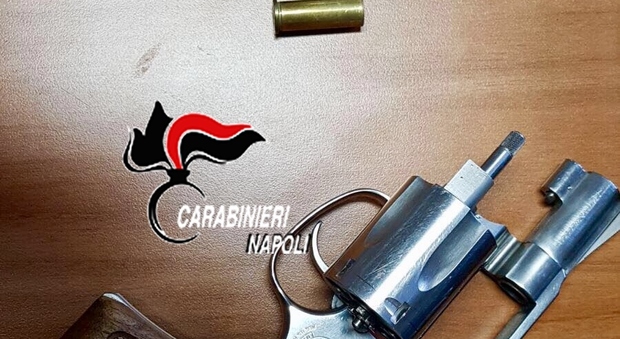 Brusciano, deteneva una pistola calibro 38: arrestato dai carabinieri