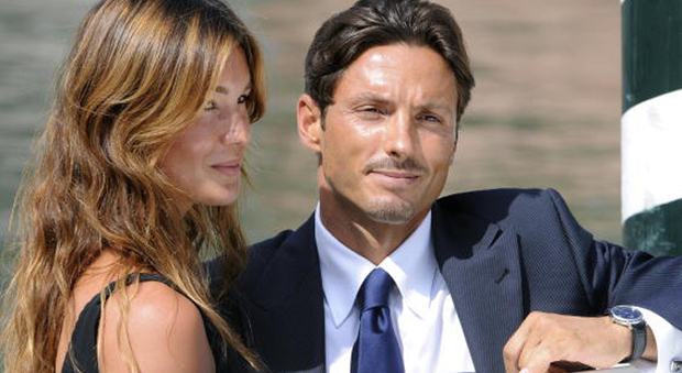 Silvia Toffanin mamma bis ora vuole le nozze con Pier Silvio Berlusconi: "Matrimonio top secret quest'estate a Portofino"