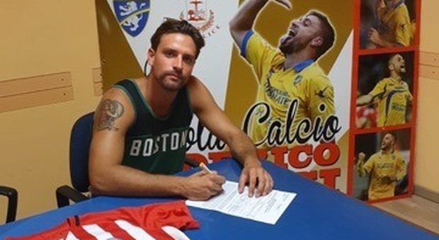 Stefano Panitti firma al Cantalice