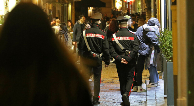 Movida a Napoli, 10 colpi di pistola nella notte a piazza San Pasquale