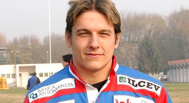 Federico Boraso, arbitro di Top 12, nel 2003 quando giocava terza linea del Rovigo