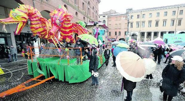 La pioggia guastafeste Carnevale fra venti giorni