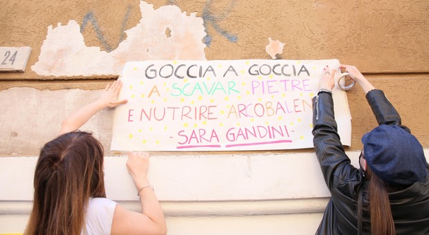 Scuole aperte in Campania, la protesta dei genitori Sì Dad: «No alla riapertura fino a contagio zero»