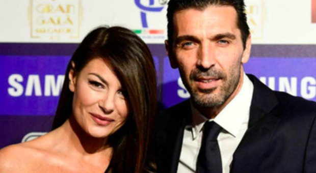 https://statics.cedscdn.it/photos/MED/62/06/8366206_20183629_gigi_buffon_ilaria_d_amico.jpg