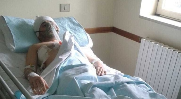 Giovanni, 36 anni, si sveglia dal coma e accusa: «Hanno provato ad ammazzarmi»