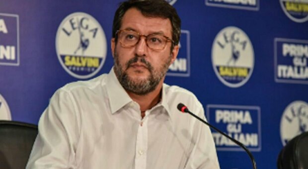 Salvini attacca il governo: «Chiude in casa milioni di italiani»