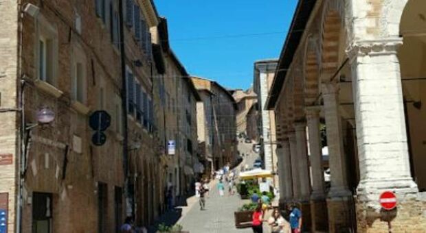 Urbino, lavori in via Raffaello: strada interdetta per un mese. Ecco la viabilità alternativa