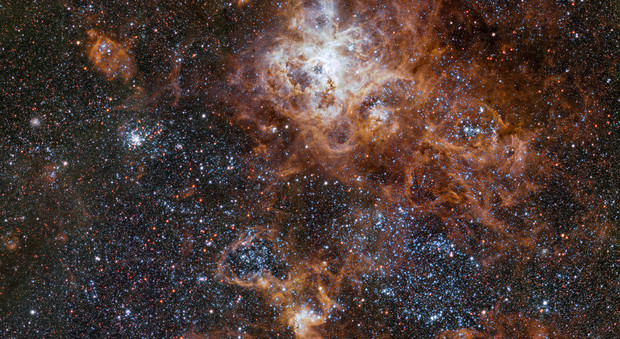 La nebulosa Tarantola: una delle spettacolari immagini riprese da Vst