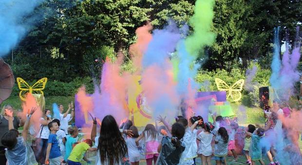 Roma, al Luneur Park va in scena la Festa dei colori: per i bambini porte aperte a fantasia e creatività