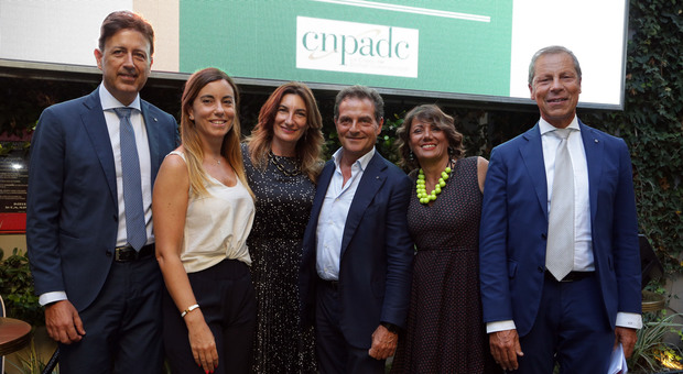 I commercialisti di Napoli brindano all'estate in attesa della CNPADC