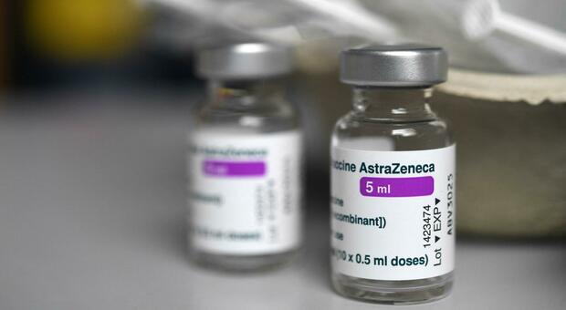AstraZeneca, ragazza di 26 anni ricoverata a Milano: «Trombosi». Due settimane fa il vaccino