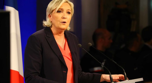 Marine Le Pen: cambio nome al Front National. Ed è "rissa" con il padre