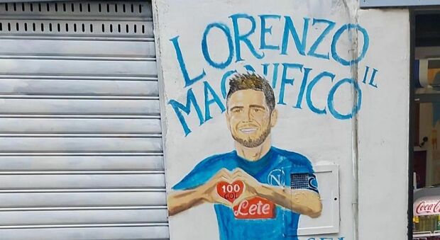 Napoli, nuovo murales per Insigne: il capitano con Maradona e Mertens
