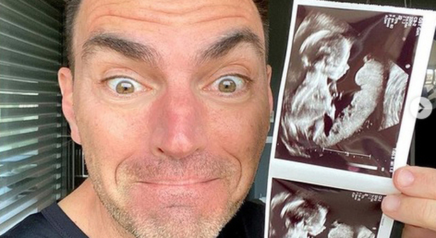 Gabry Ponte diventa papà. L'annuncio su Instagram e il mistero della compagna