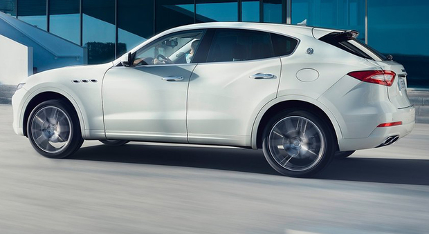 Con il Levante Maserati lancia il primo Suv della sua storia ultracentenaria. Una rivoluzione che potrebbe farne una rivale credibile e temibile dei panzer tedeschi, e non solo